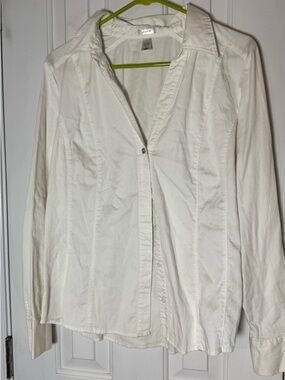 Old Navy Classic White Button-Front Women's Shirt